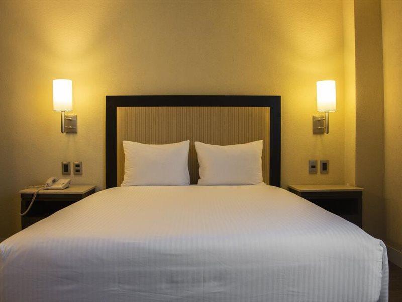 Exe Alameda Reforma Hotel Kota Meksiko Bagian luar foto